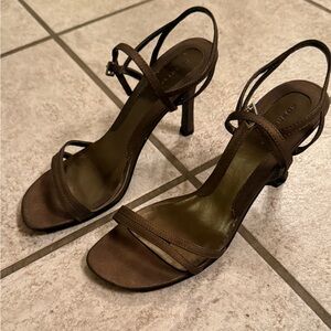 Chic Brown Strappy Heels